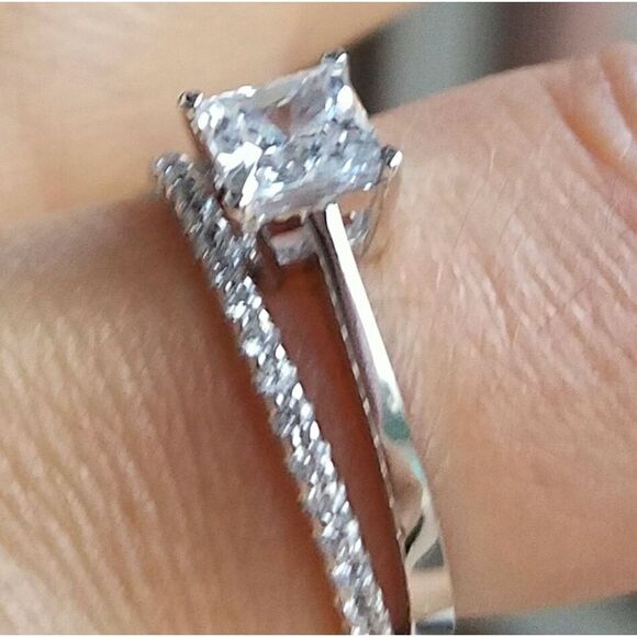 14k Solid white gold 2pc 1ct engagement ring set - Picture 6 of 8